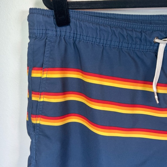 Fair Harbor Men's Anchor Swim Shorts Blue Rainbow 3 Stripes Lined Pockets Medium - Picture 3 of 15